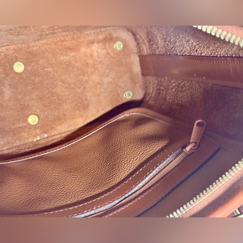 Vintage Dooney & Bourke 1980’s “British Tan”
 All Weather leather Small Hobo Bag - Picture 13 of 16